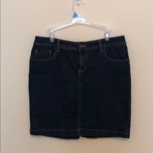 Denim stretch skirt